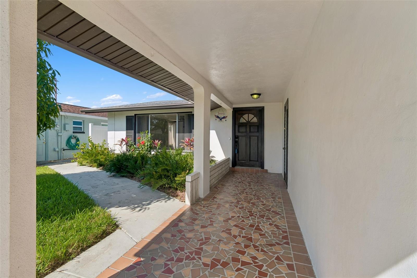 Image 5 of 37 For 4931 Pompano Drive