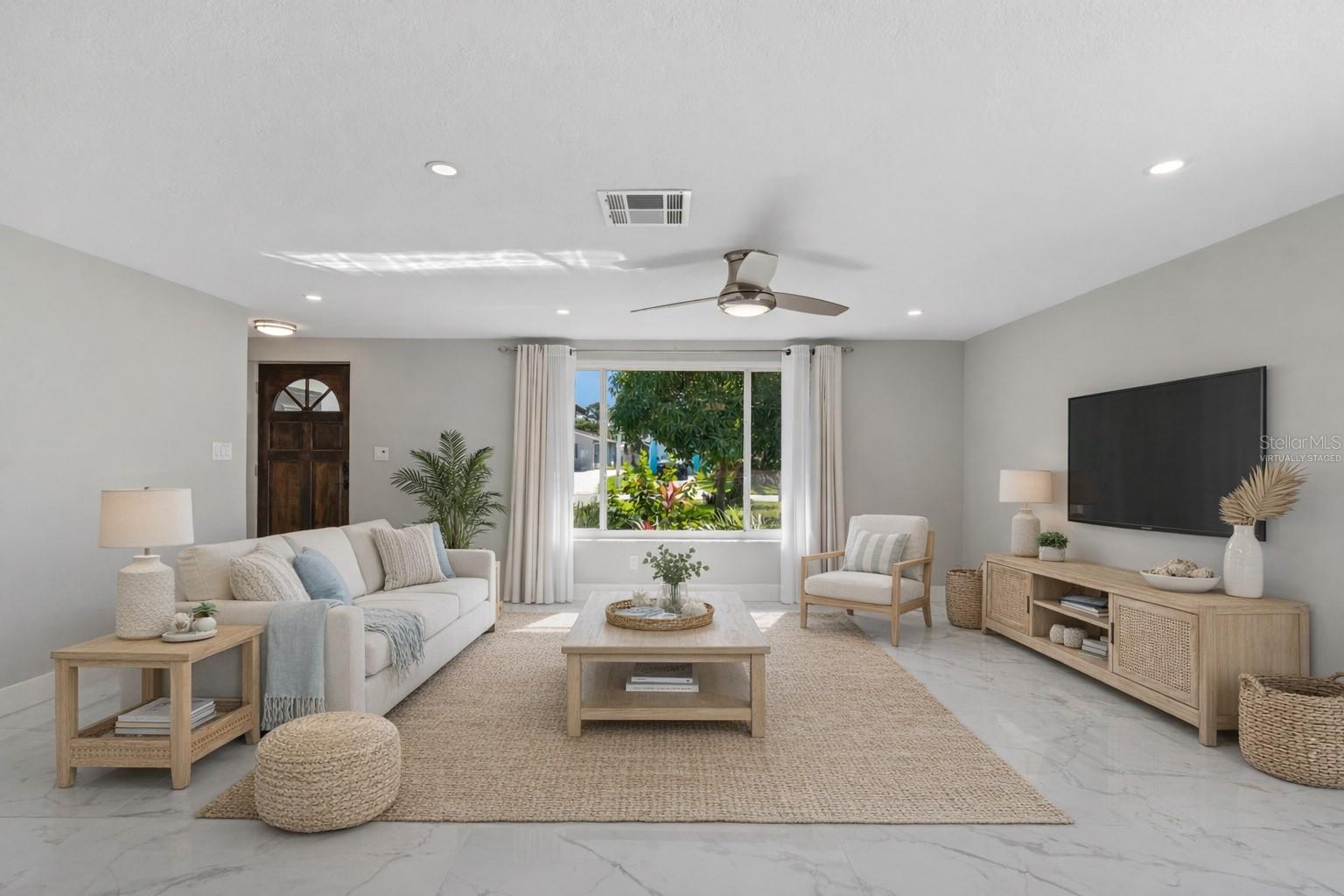 Image 7 of 37 For 4931 Pompano Drive