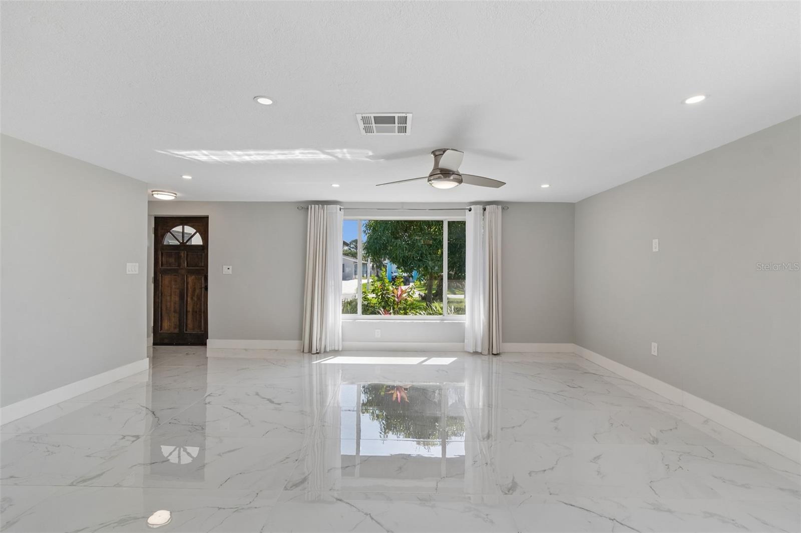 Image 8 of 37 For 4931 Pompano Drive