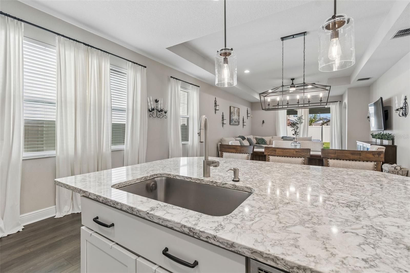 Image 23 of 94 For 19779 Morsani Road