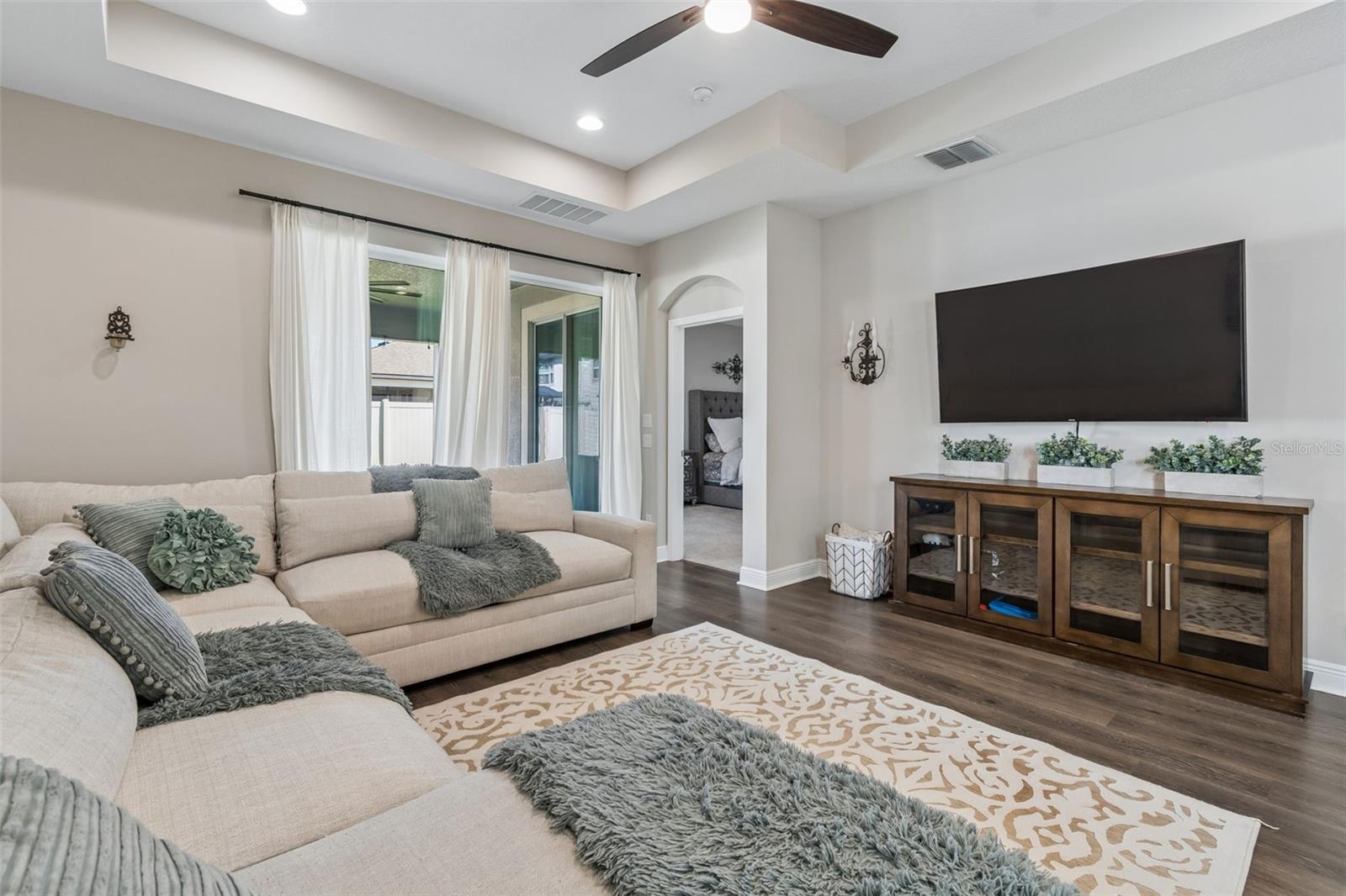 Image 34 of 94 For 19779 Morsani Road