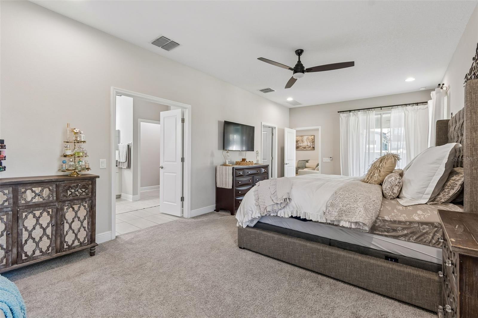 Image 40 of 94 For 19779 Morsani Road