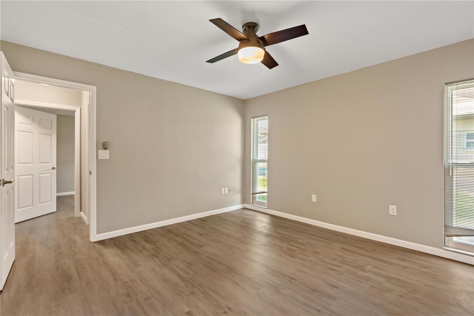 Image 28 of 41 For 13111 Sumpter Circle