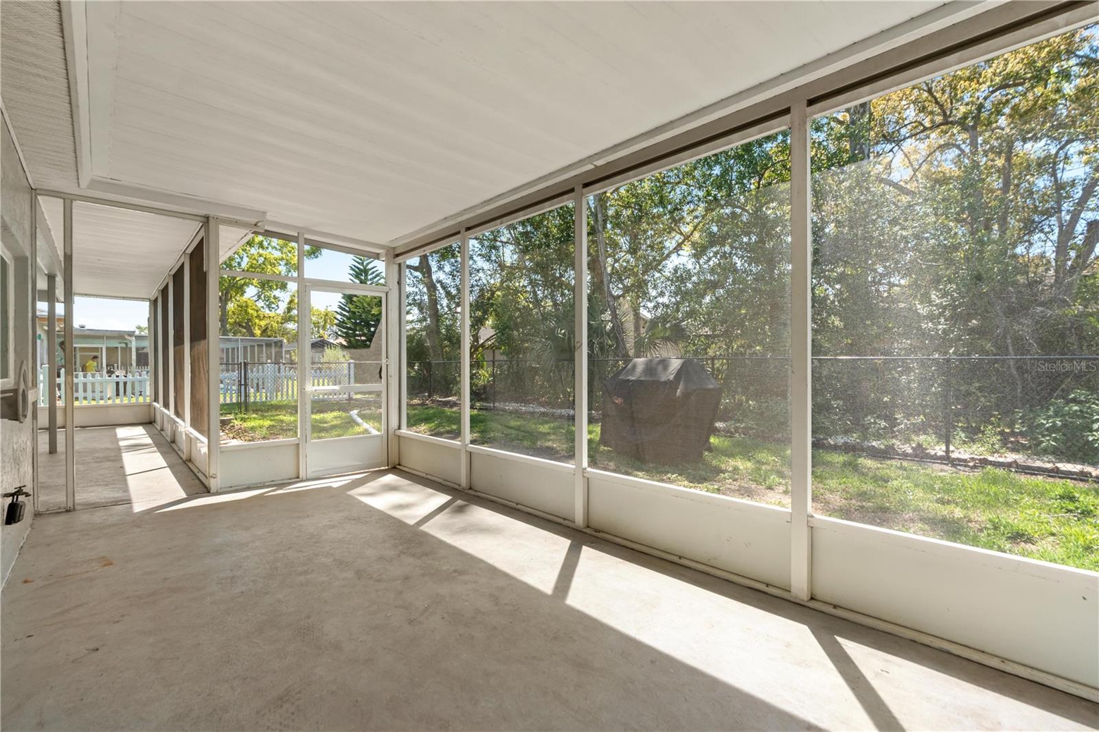 Image 35 of 41 For 13111 Sumpter Circle