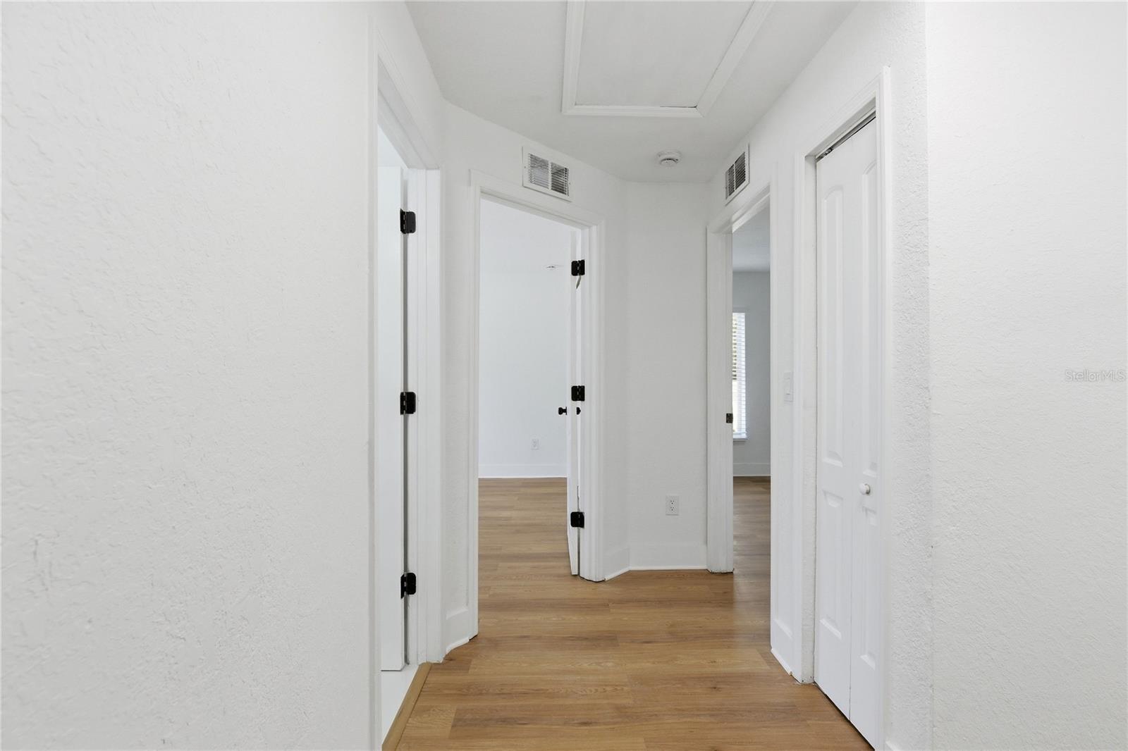 Image 6 of 17 For 3407 Powhatan Avenue