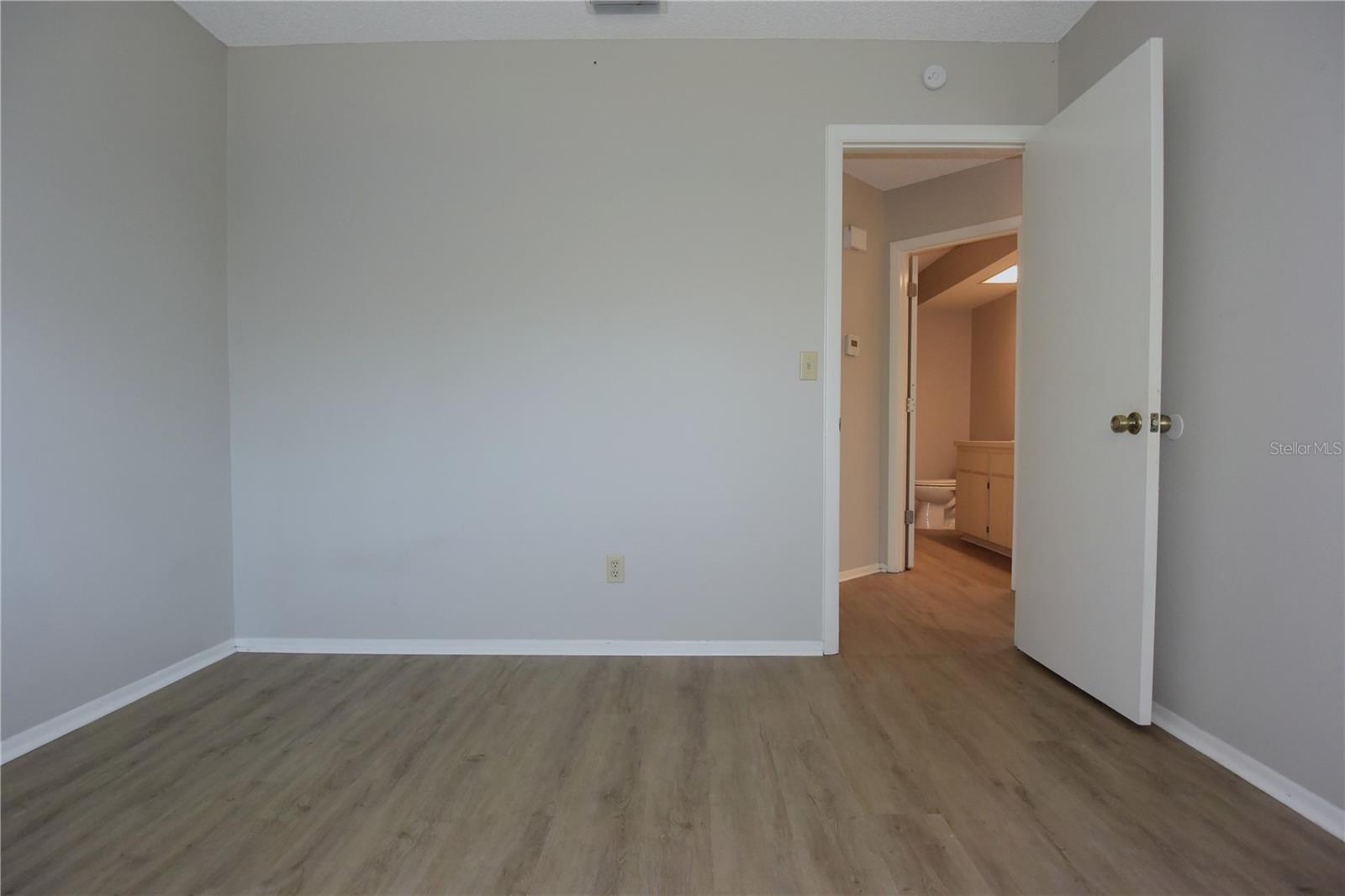 Image 20 of 35 For 11341 Timbercrest Road