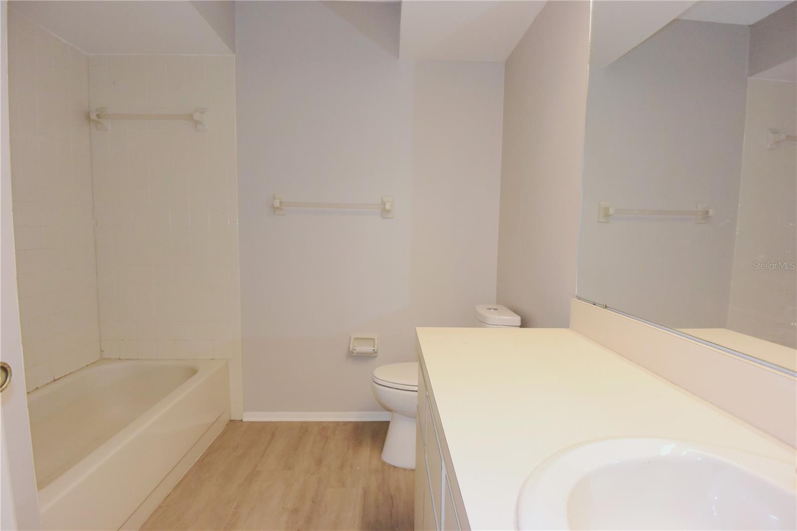 Image 21 of 35 For 11341 Timbercrest Road