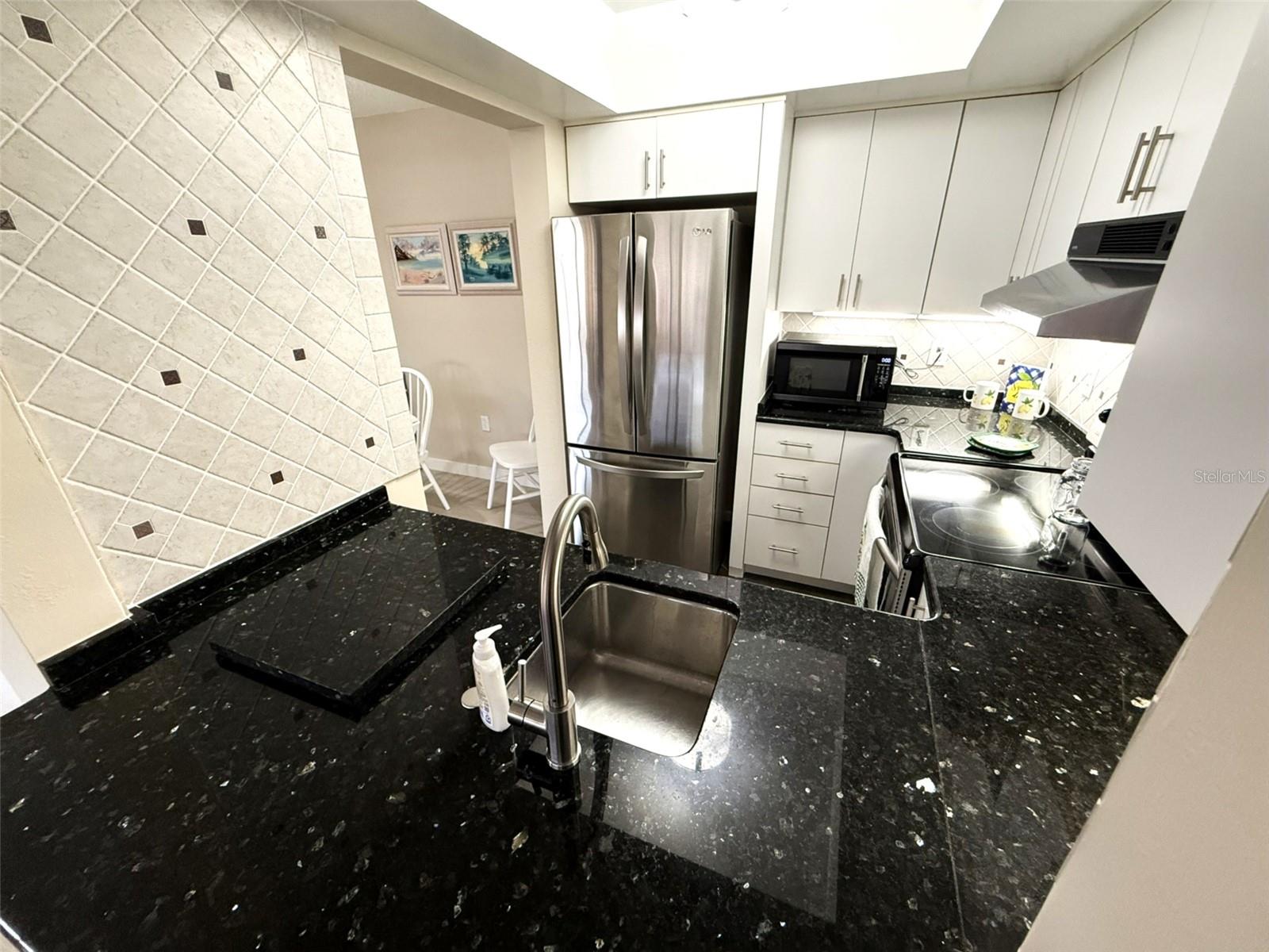 Image 11 of 22 For 5111 Amulet Drive 208