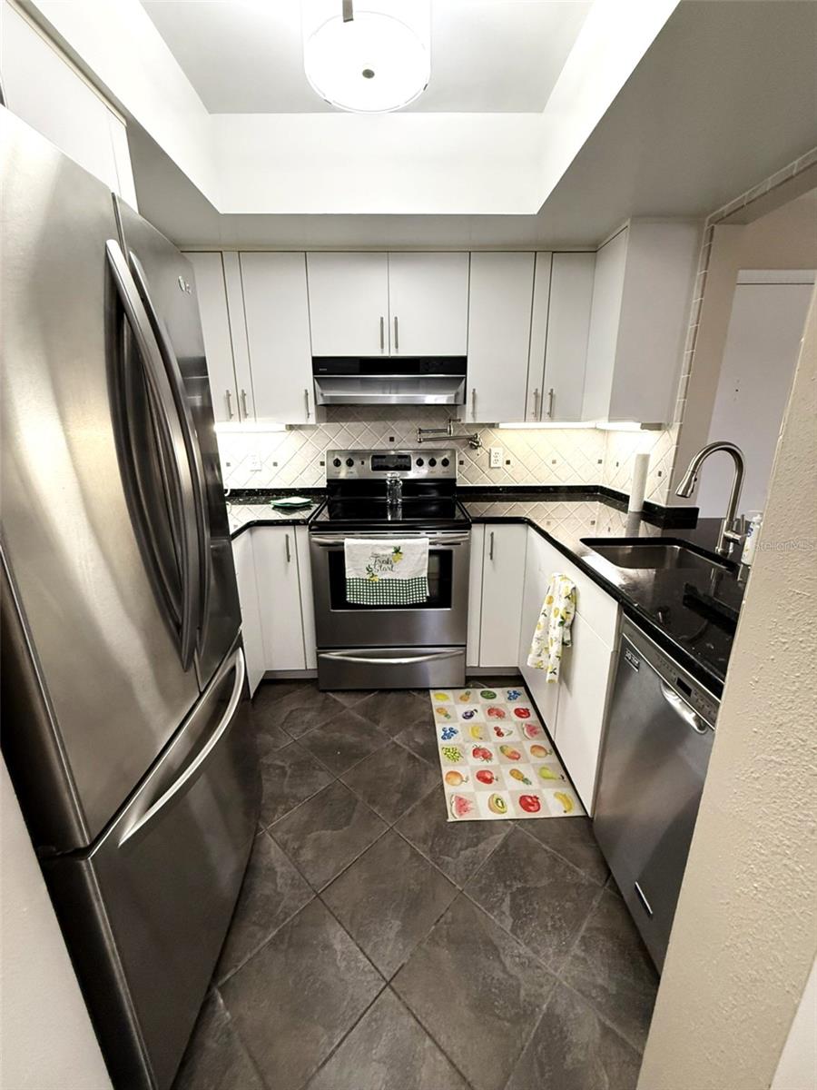 Image 13 of 22 For 5111 Amulet Drive 208