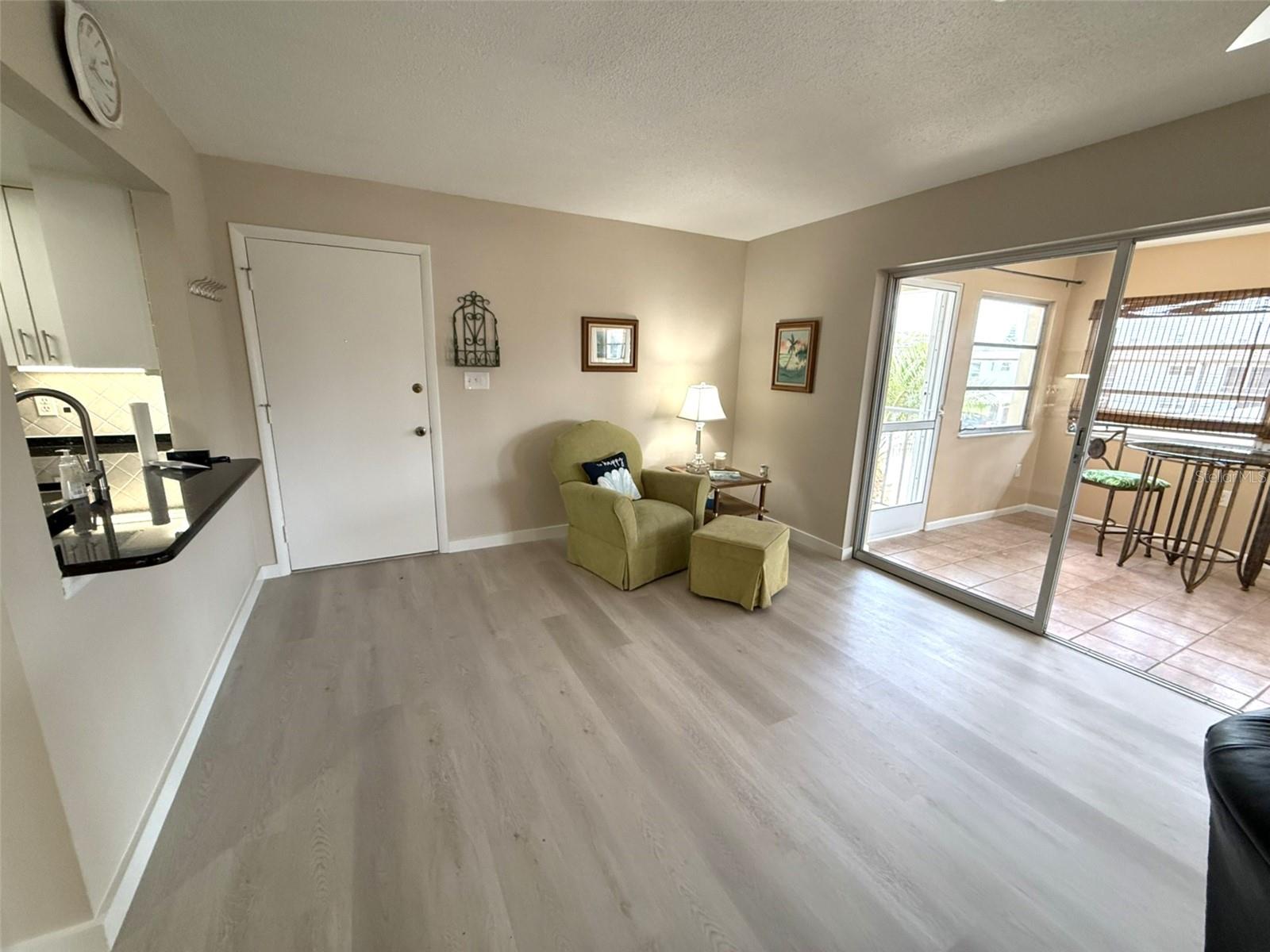 Image 6 of 22 For 5111 Amulet Drive 208