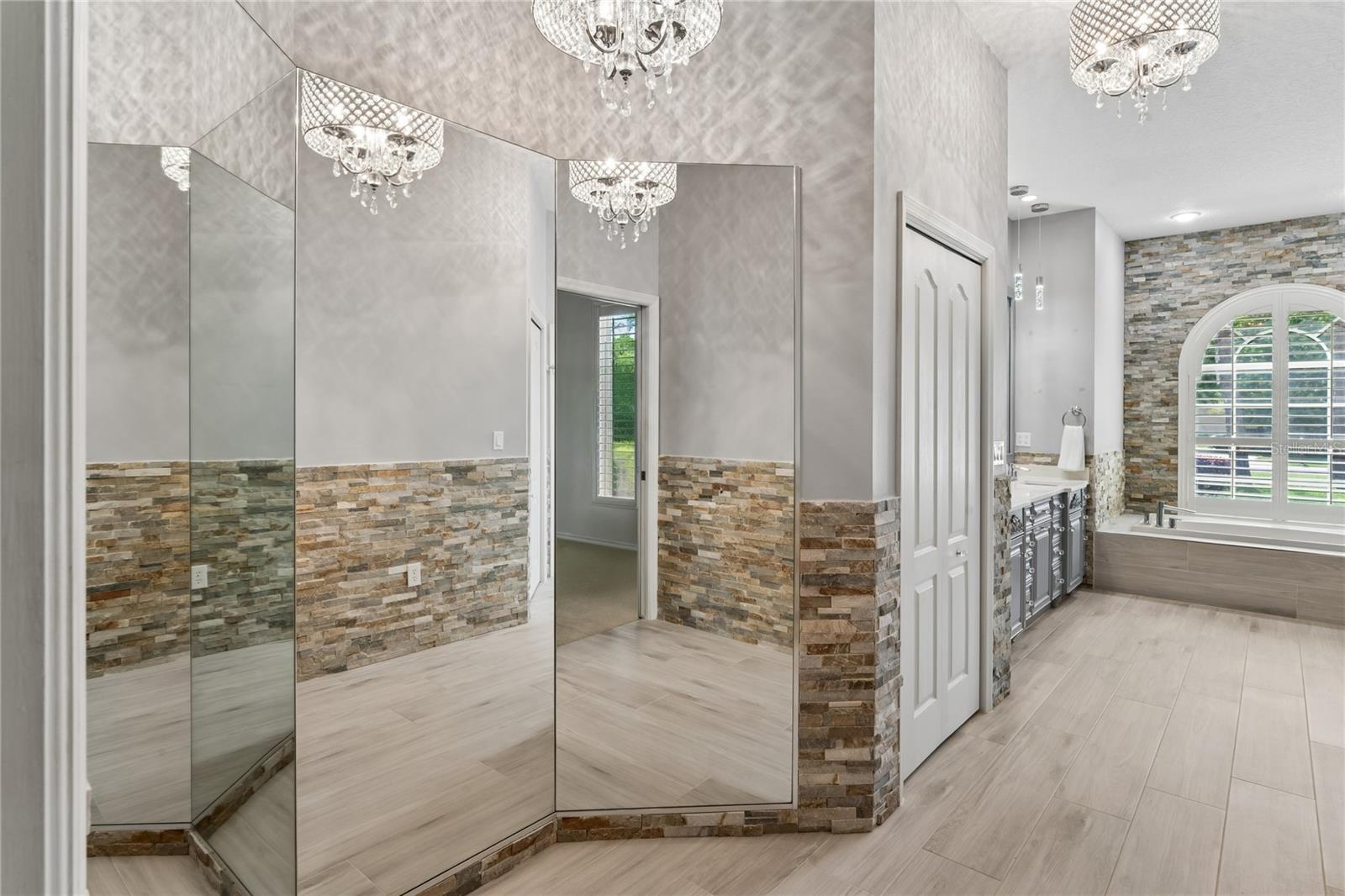 Image 28 of 71 For 10801 Alico Pass