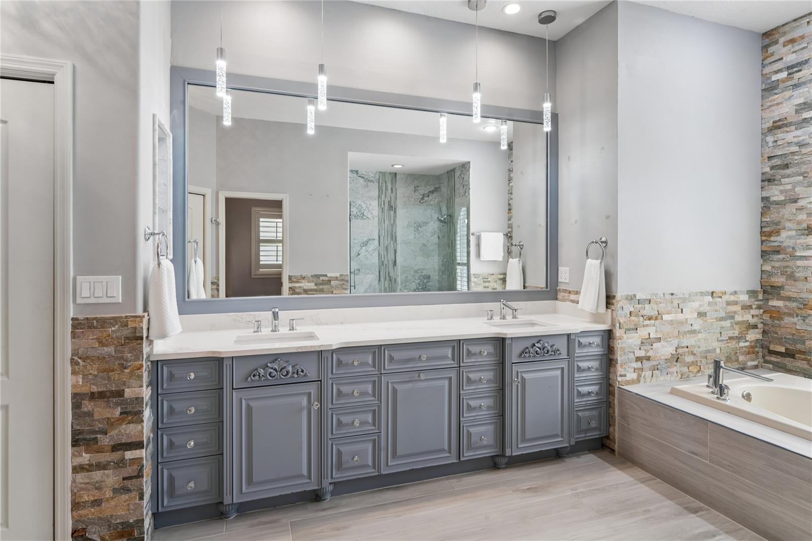 Image 29 of 71 For 10801 Alico Pass