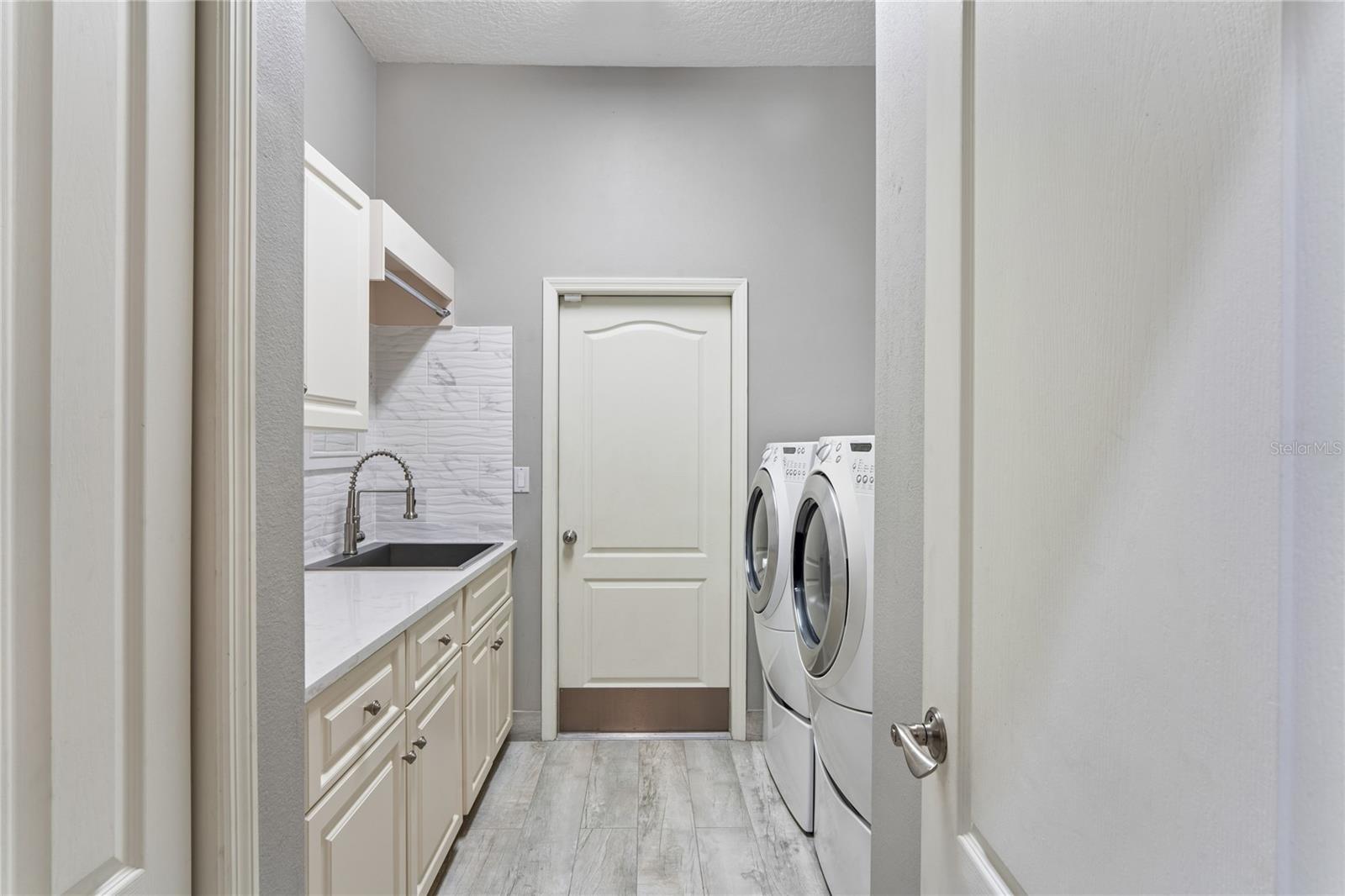 Image 61 of 71 For 10801 Alico Pass