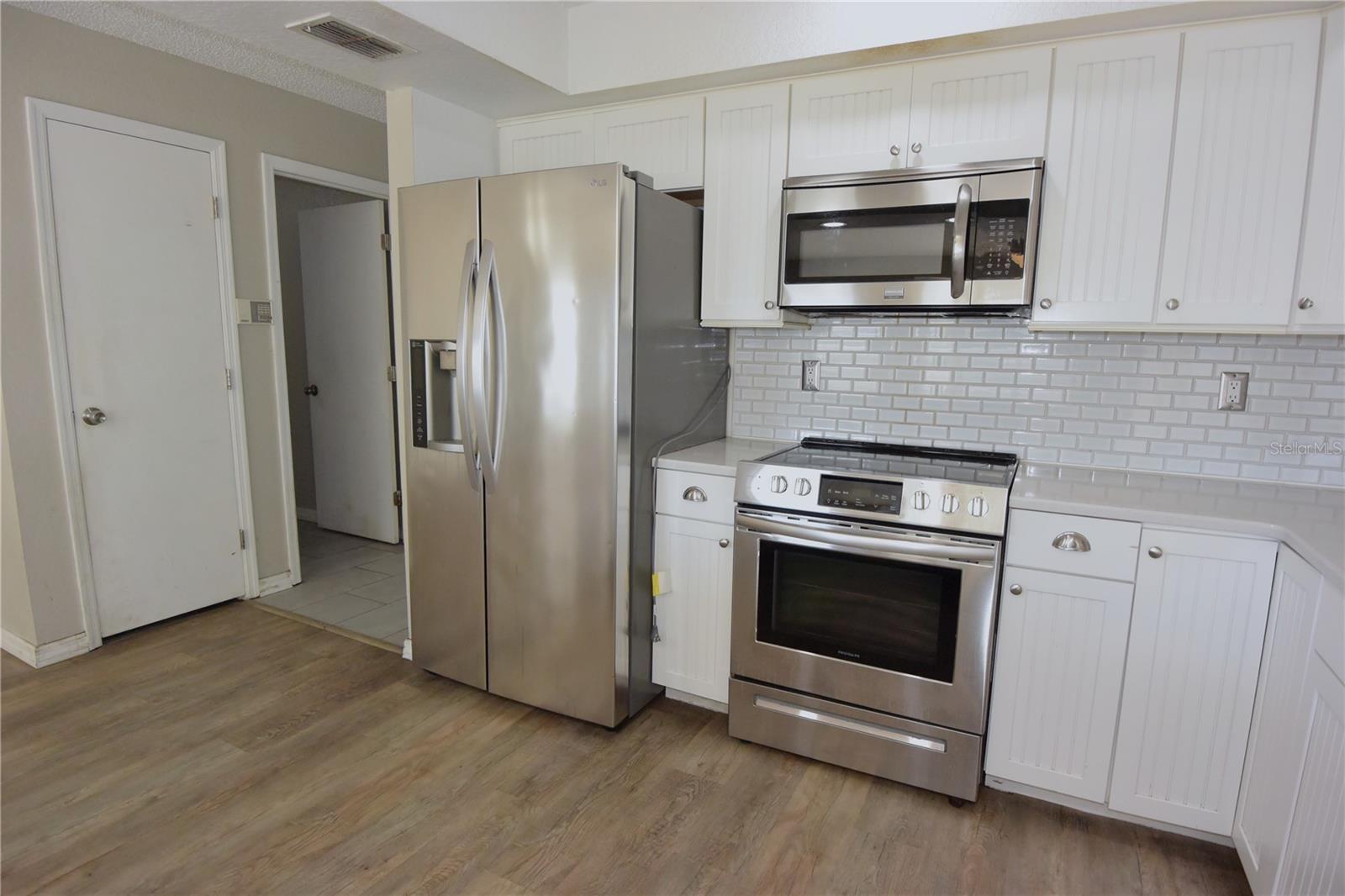 Image 15 of 46 For 9350 Mallard Street