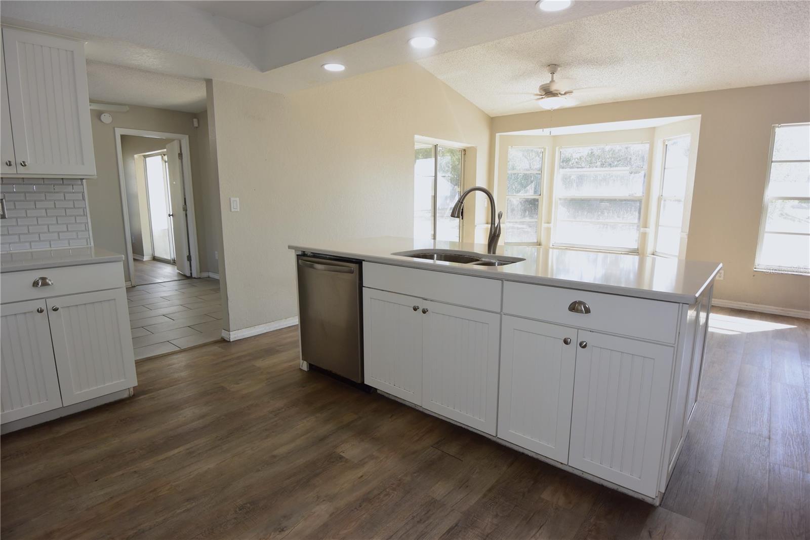 Image 16 of 46 For 9350 Mallard Street