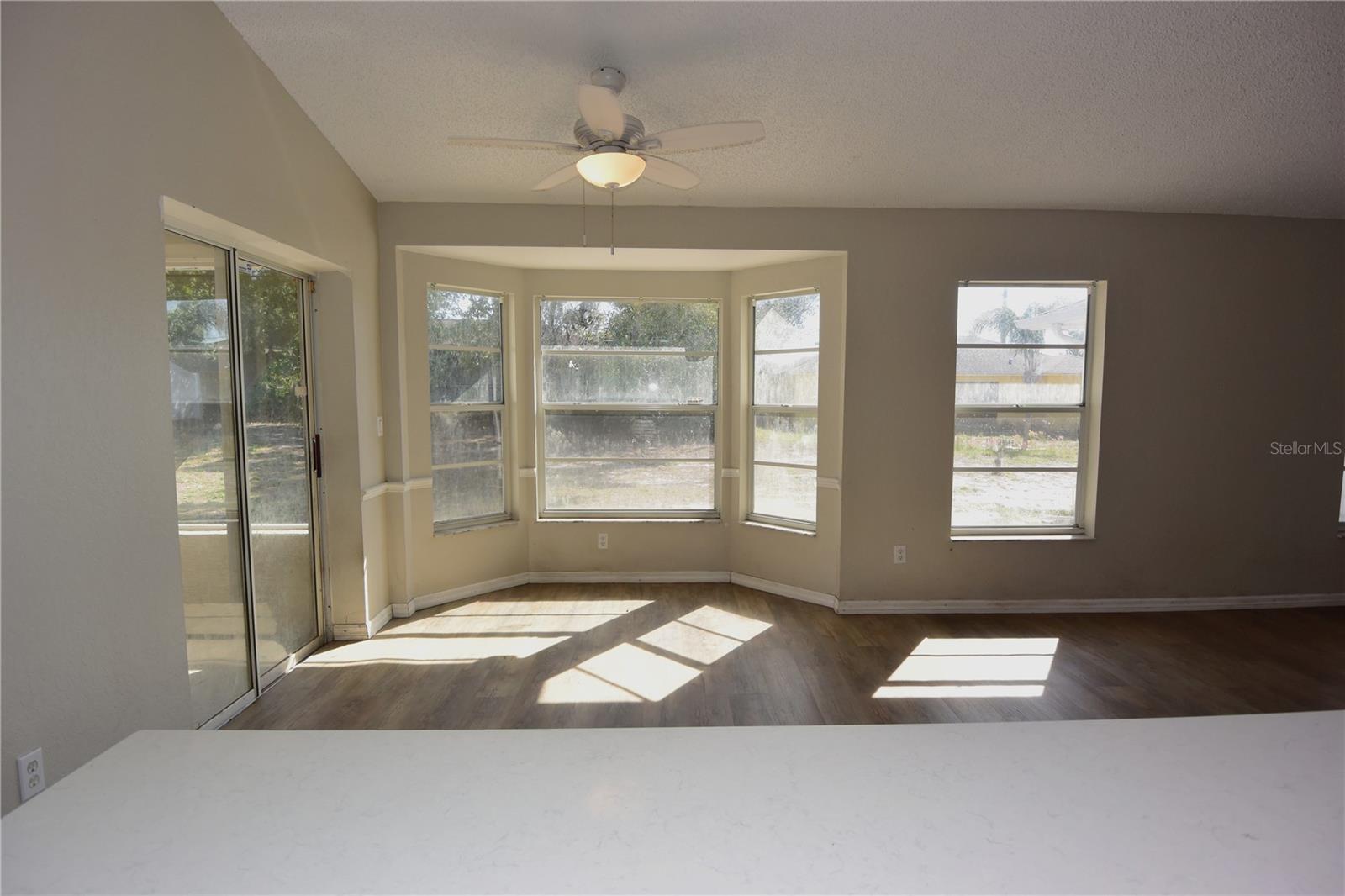 Image 22 of 46 For 9350 Mallard Street