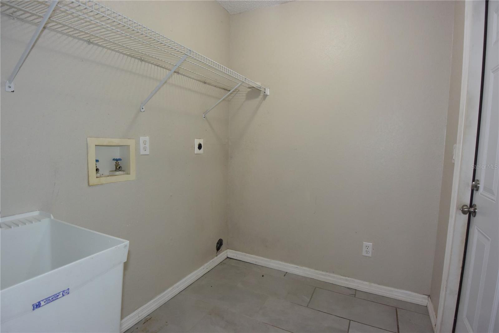 Image 37 of 46 For 9350 Mallard Street