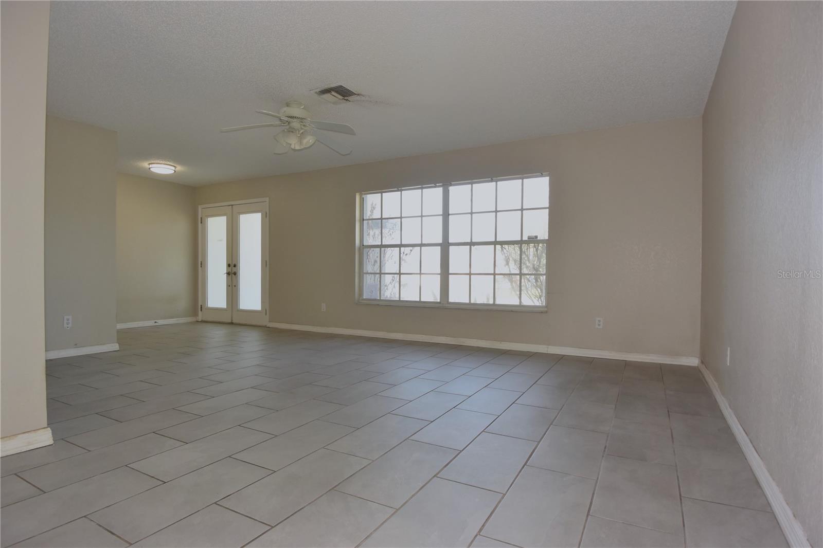 Image 5 of 46 For 9350 Mallard Street