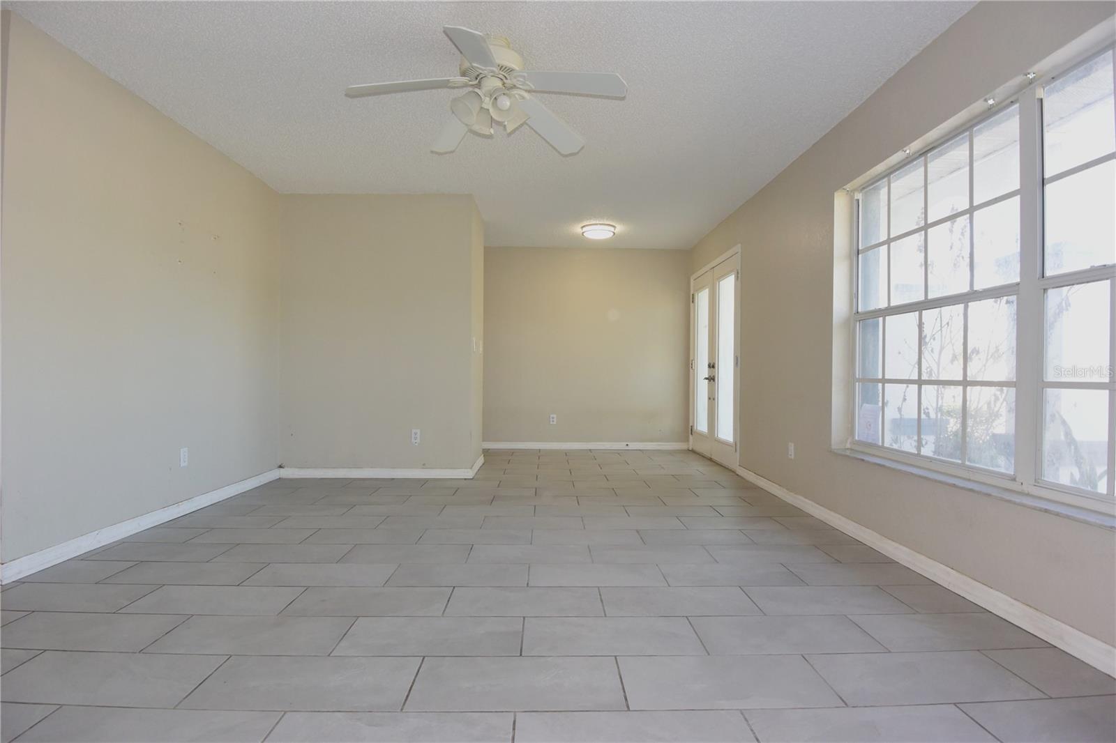 Image 6 of 46 For 9350 Mallard Street