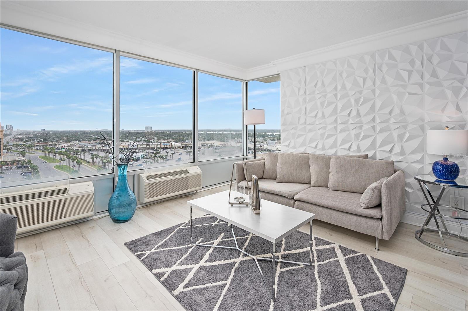 Image 12 of 23 For 2700 Atlantic Avenue 1201