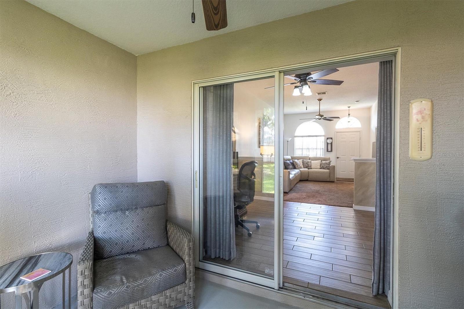 Image 20 of 32 For 9242 Santa Monica Way