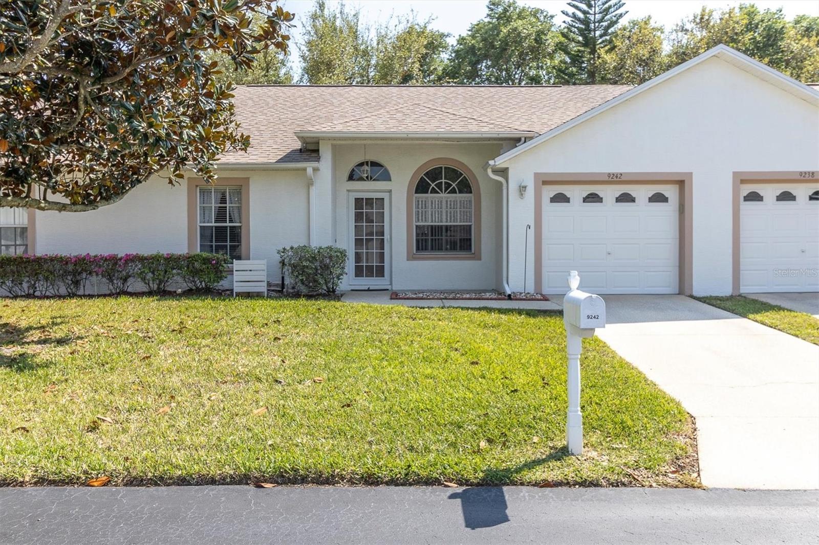 Image 30 of 32 For 9242 Santa Monica Way