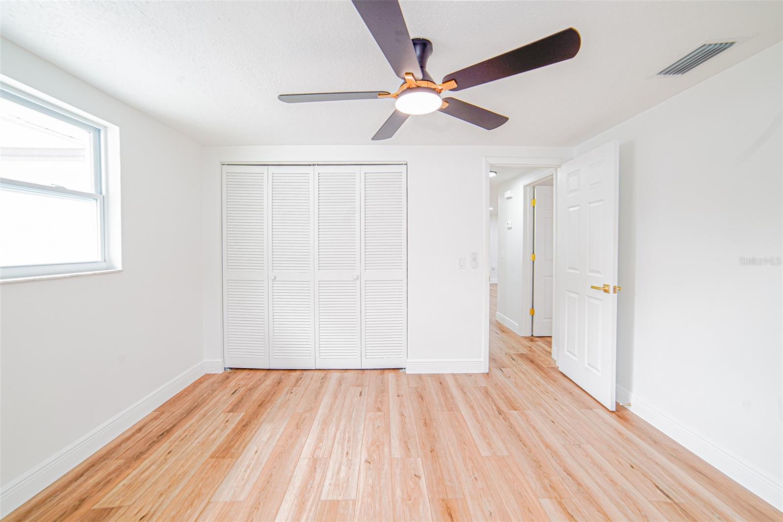 Image 20 of 27 For 6830 Amarillo Street