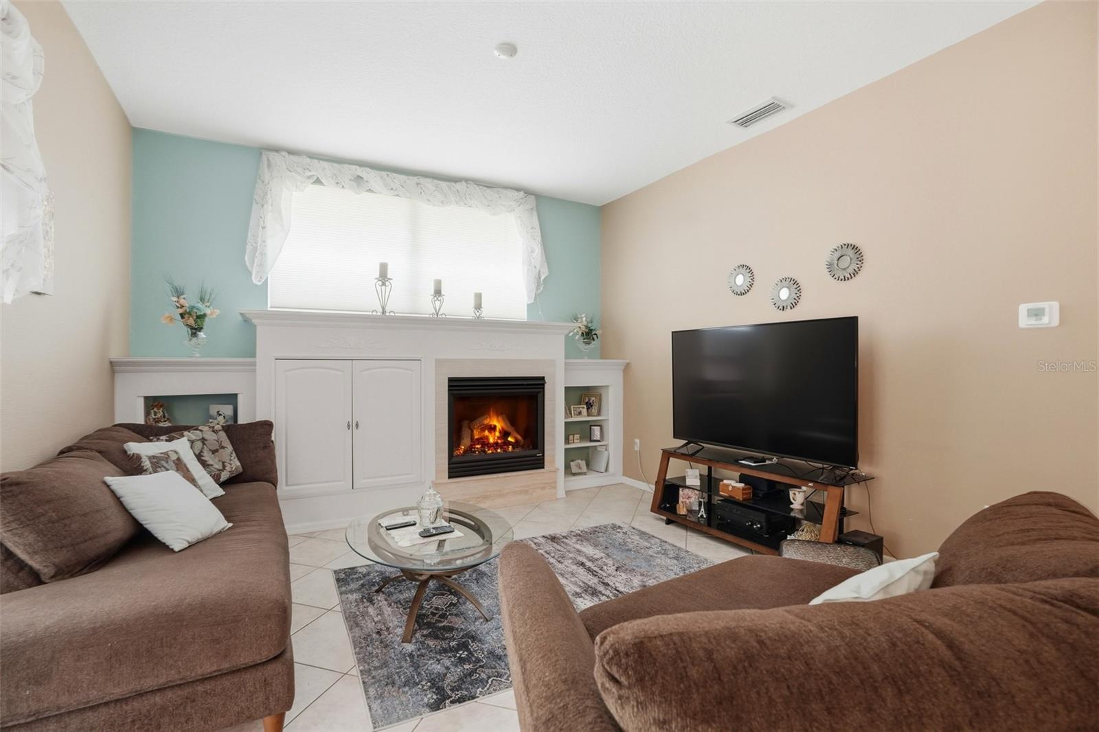 Image 10 of 51 For 11408 Alden Court