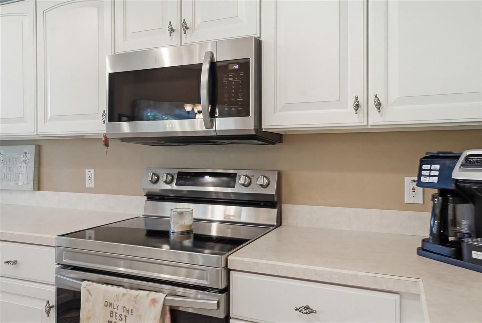 Image 17 of 51 For 11408 Alden Court