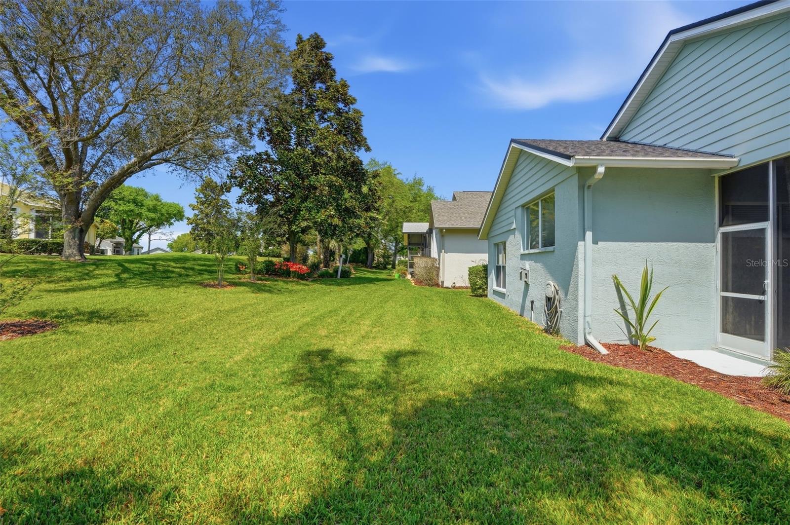 Image 39 of 51 For 11408 Alden Court