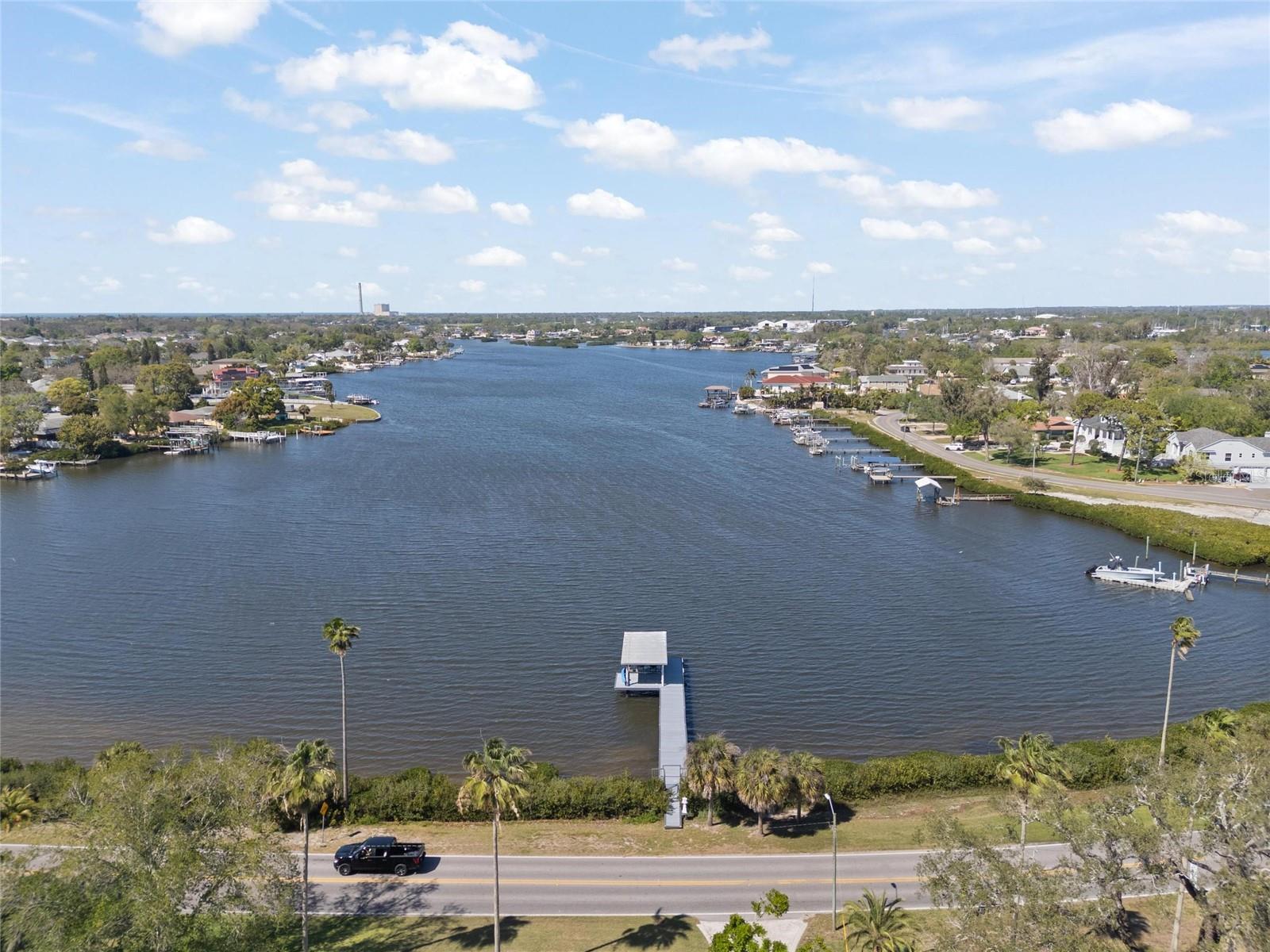 Listing photo id 26 for 502 Hillcrest Avenue