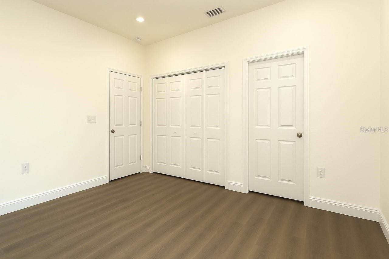 Image 8 of 14 For 9022 Glenarm Way