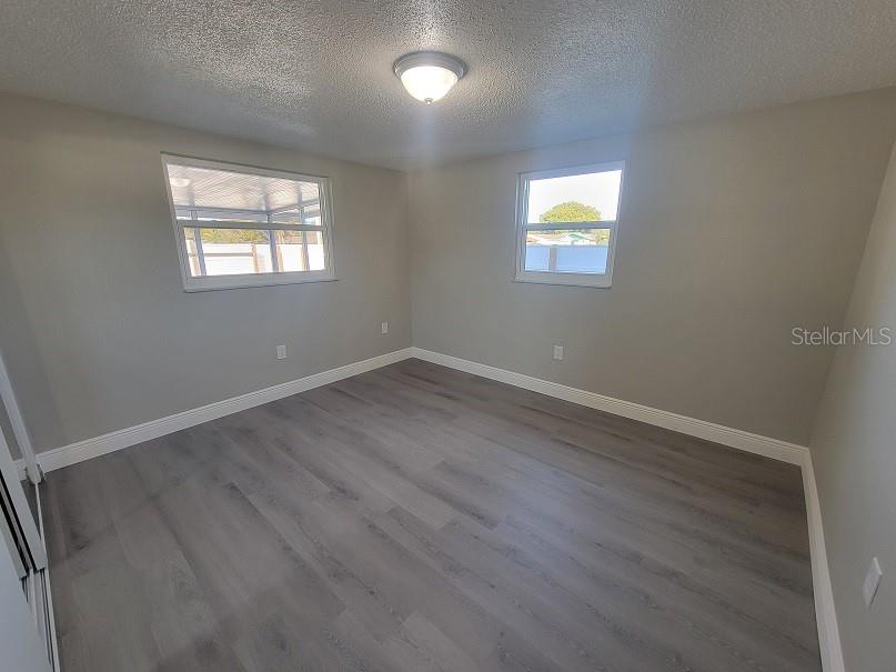 Image 22 of 27 For 6935 Alta Vista Street