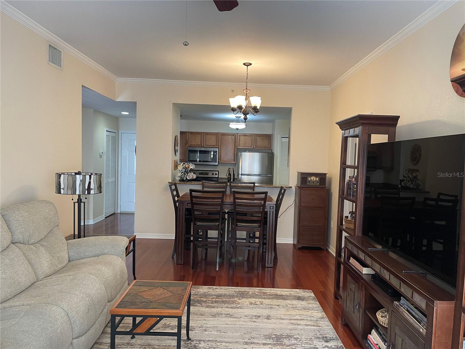 Image 10 of 22 For 700 Harbour Island Boulevard 324