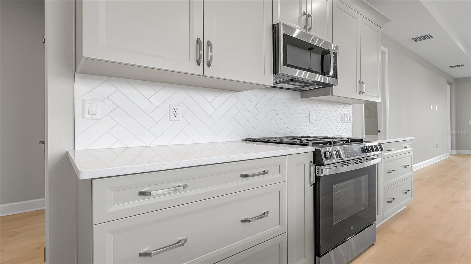 Image 12 of 60 For 1457 Santorini Way