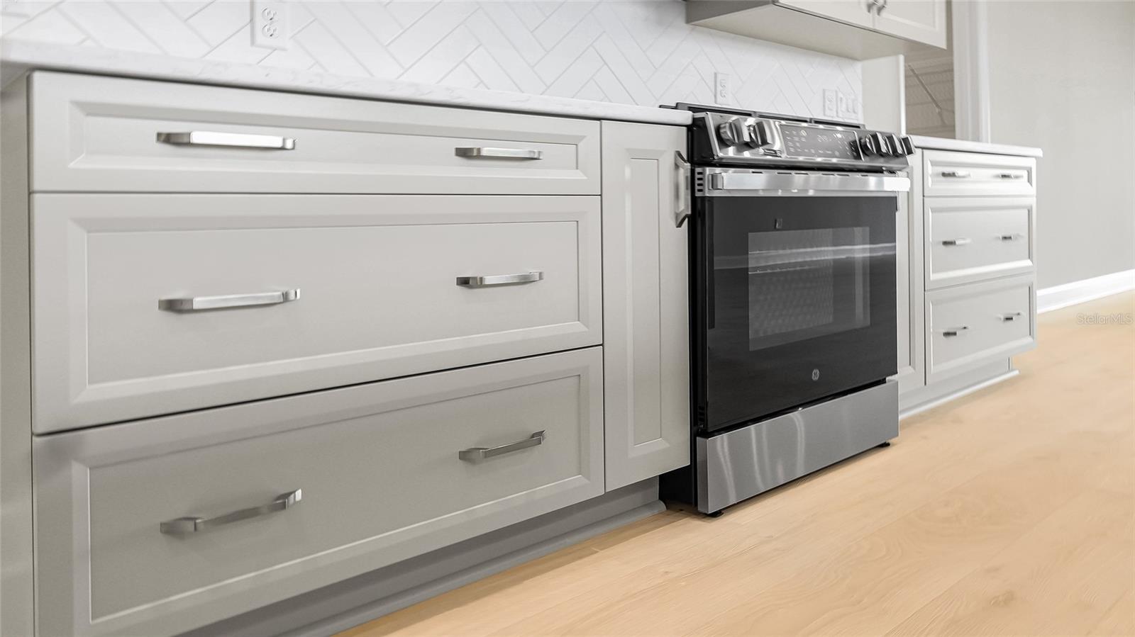 Image 14 of 60 For 1457 Santorini Way