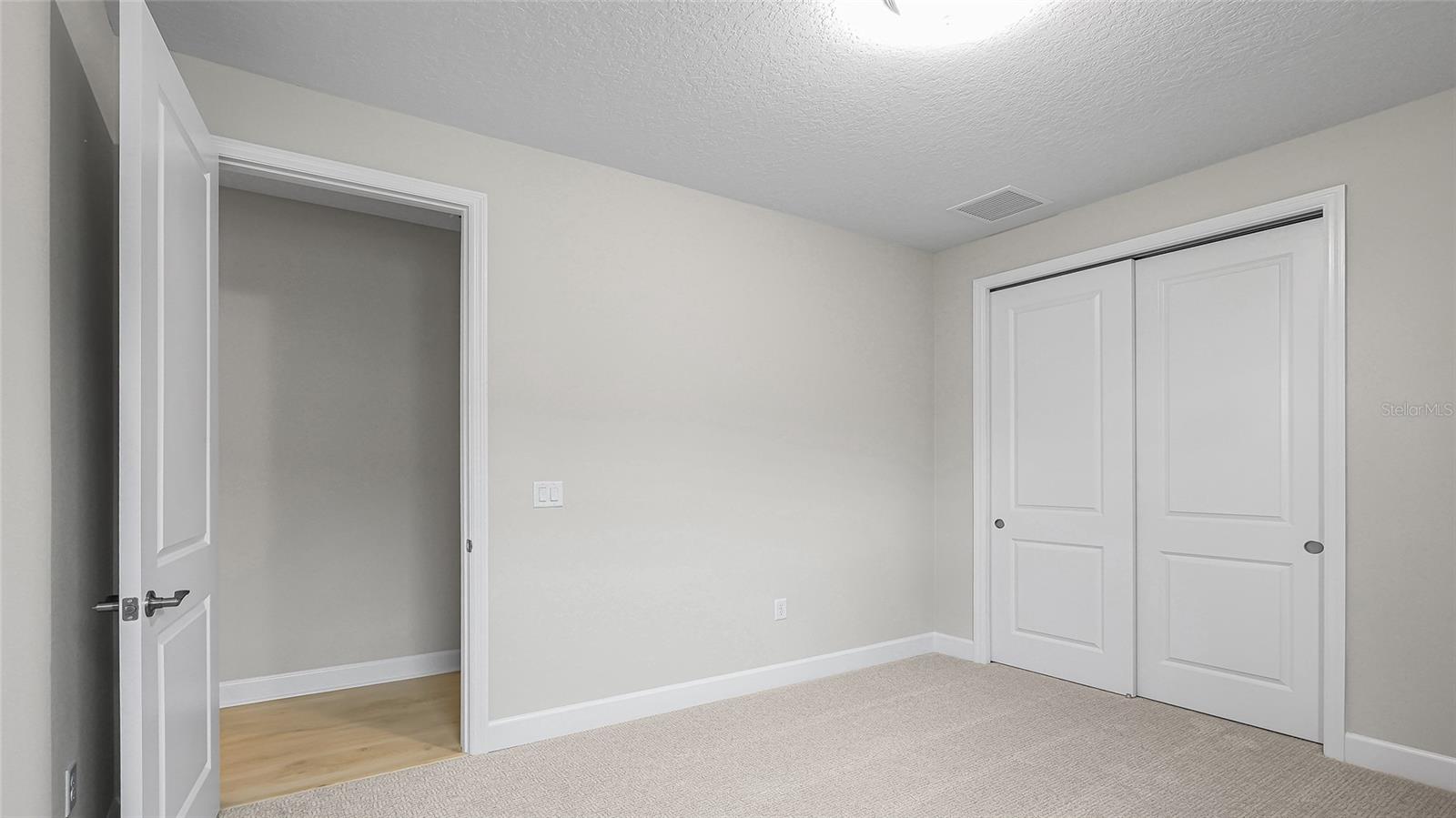 Image 36 of 60 For 1457 Santorini Way