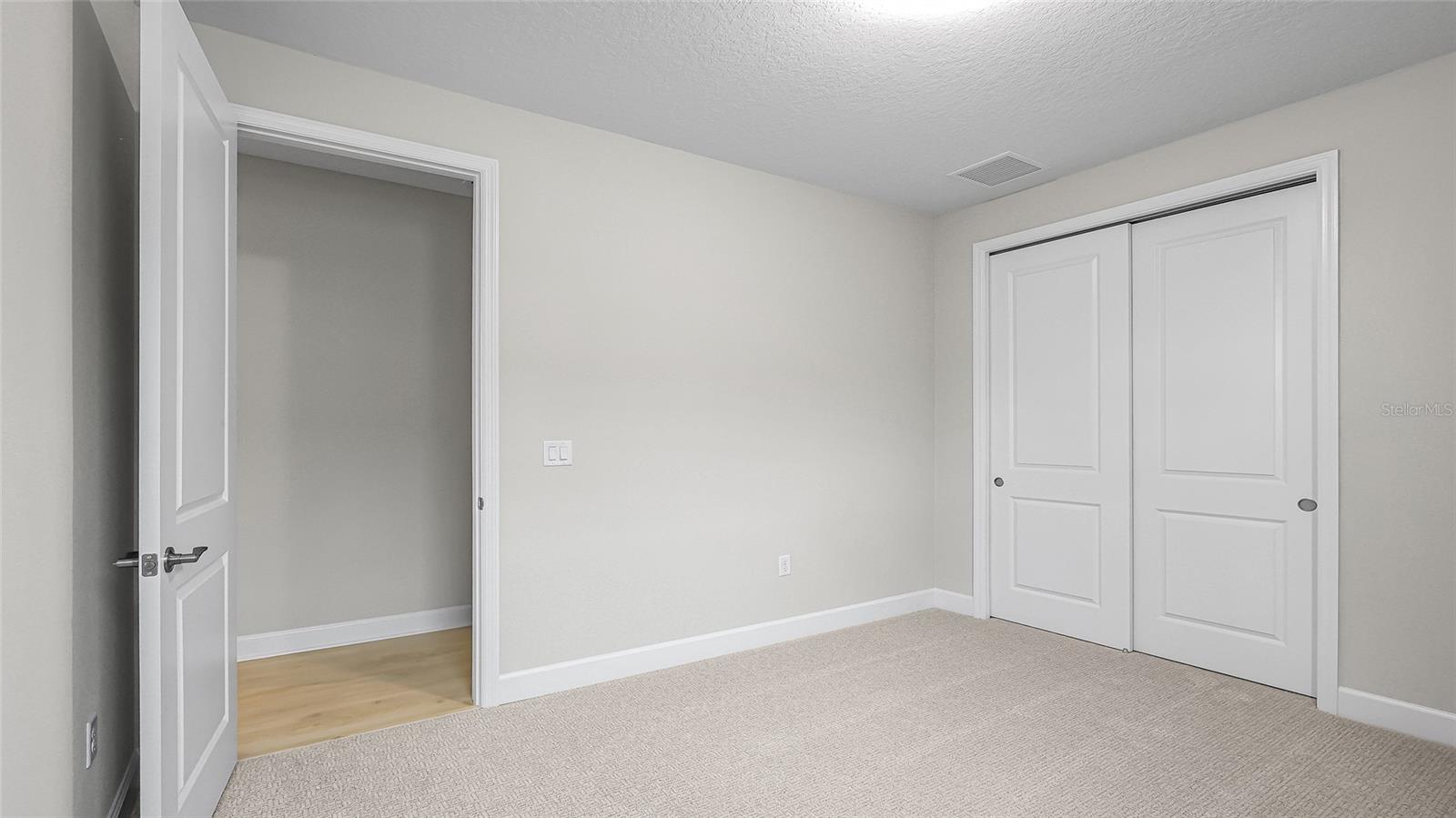 Image 37 of 60 For 1457 Santorini Way