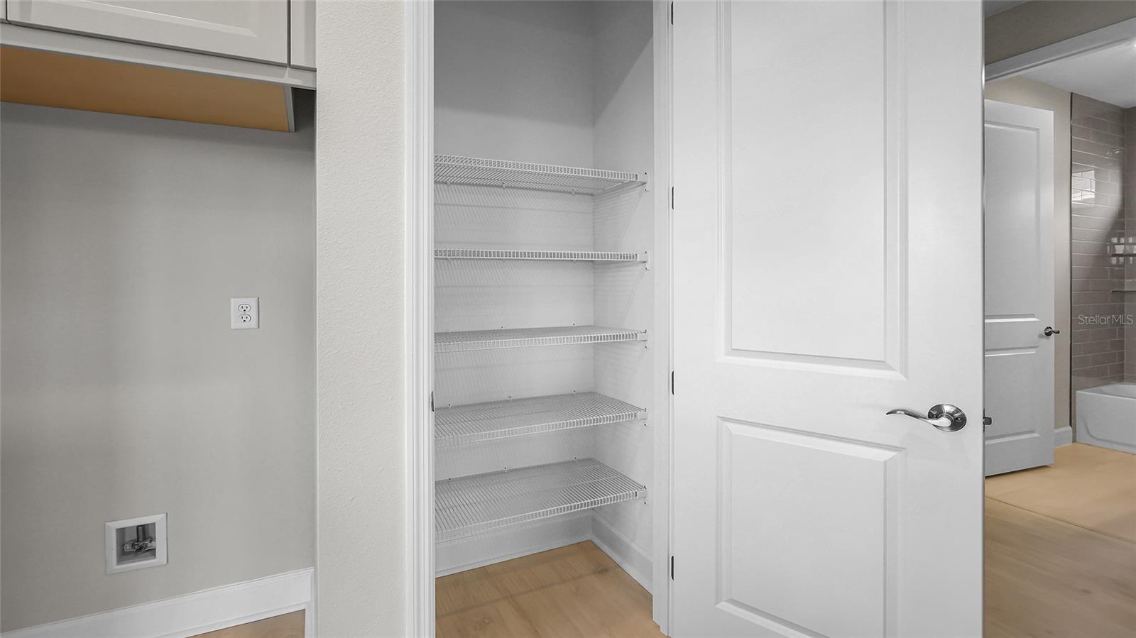 Image 44 of 60 For 1457 Santorini Way