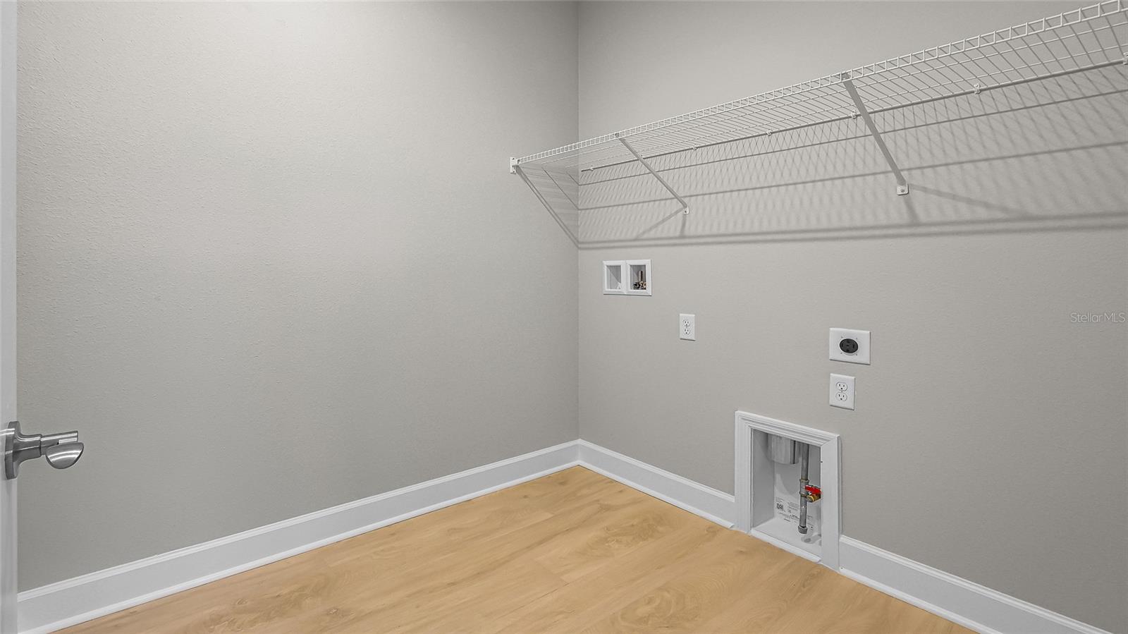 Image 46 of 60 For 1457 Santorini Way