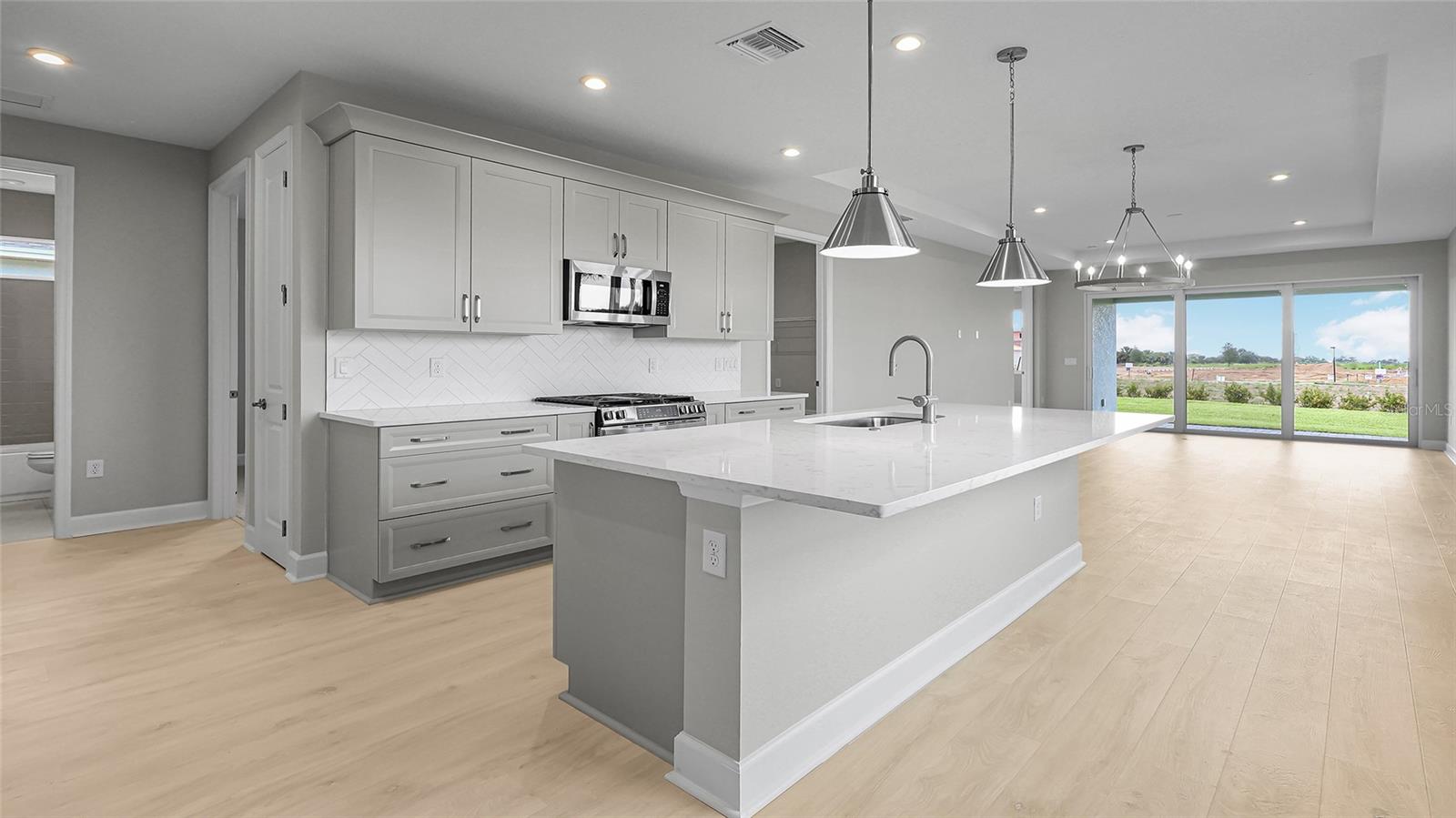 Image 5 of 60 For 1457 Santorini Way