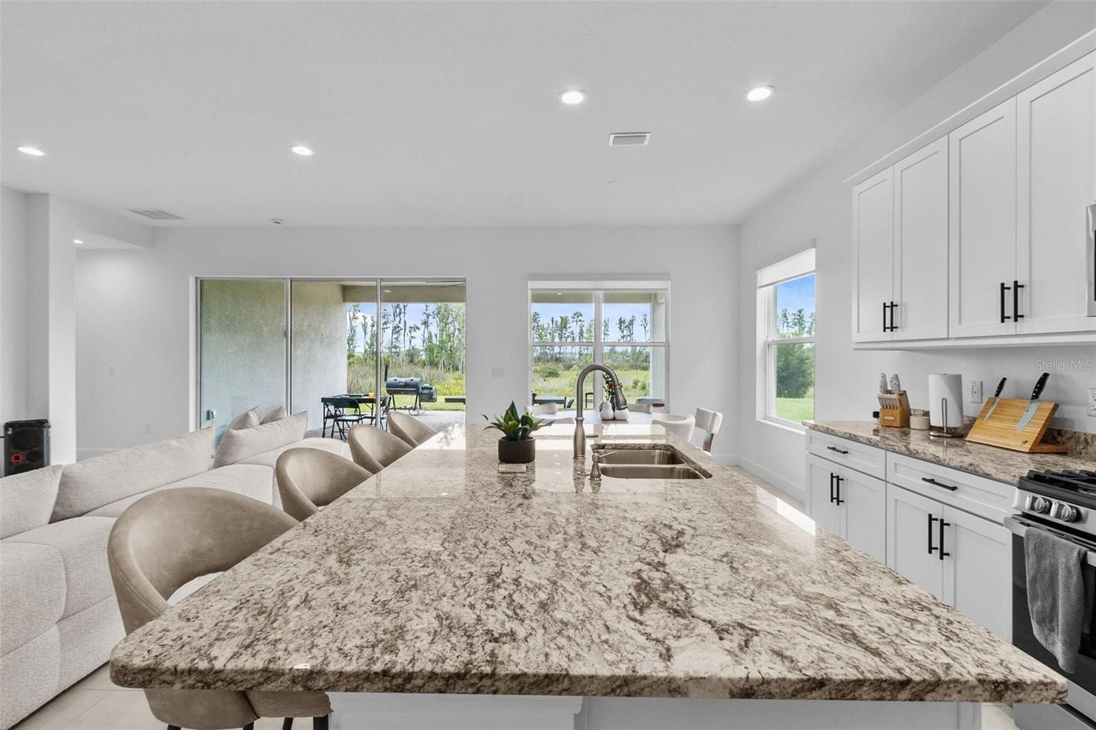 Image 19 of 62 For 32588 Tree Of Life Avenue