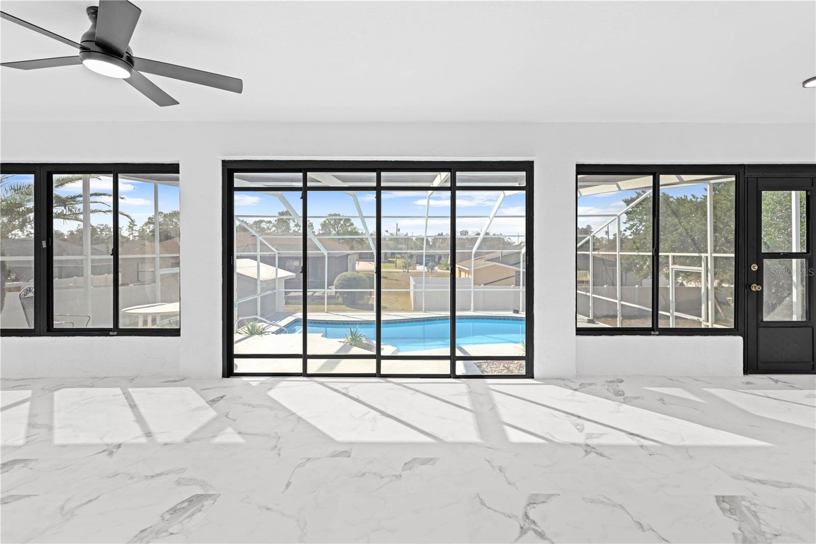 Image 20 of 50 For 13124 Lawrence Street