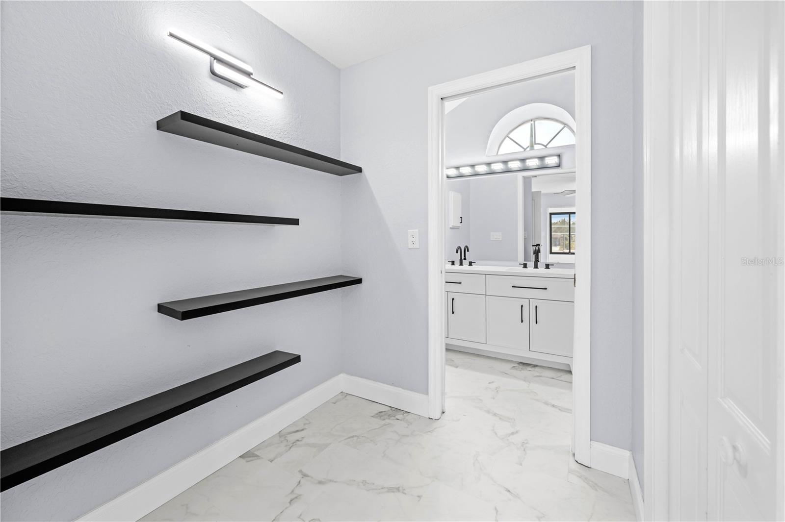 Image 28 of 50 For 13124 Lawrence Street