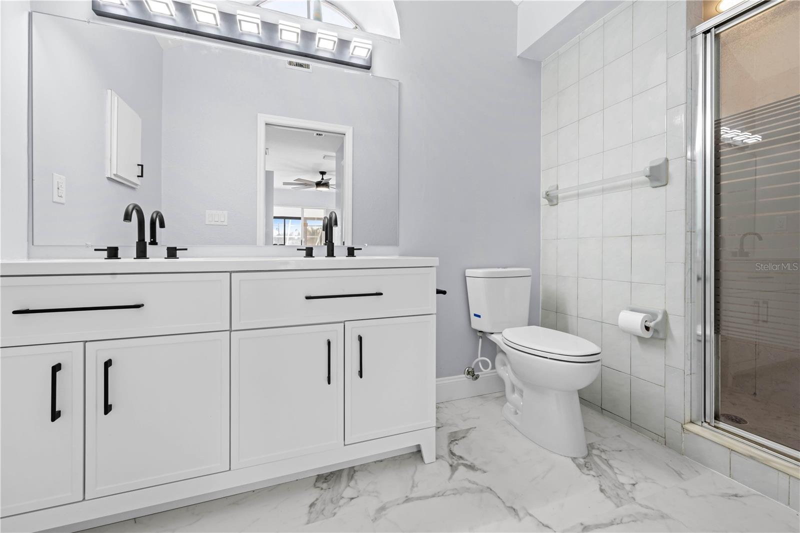 Image 29 of 50 For 13124 Lawrence Street