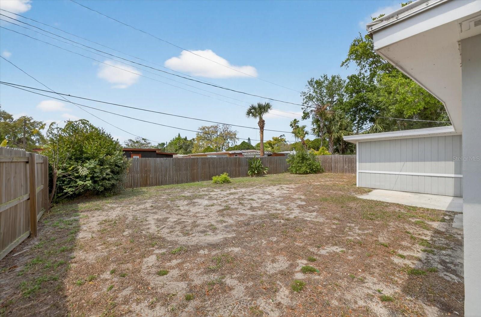 Image 24 of 33 For 4923 Azalea Drive