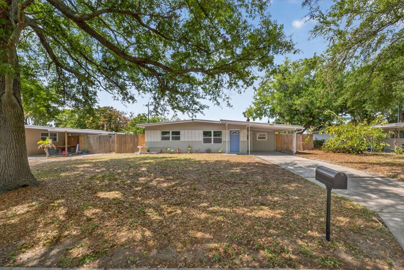 Image 27 of 33 For 4923 Azalea Drive