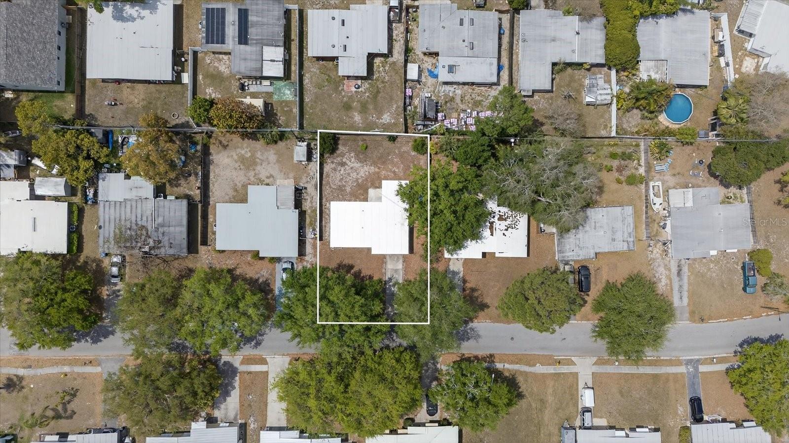 Image 30 of 33 For 4923 Azalea Drive