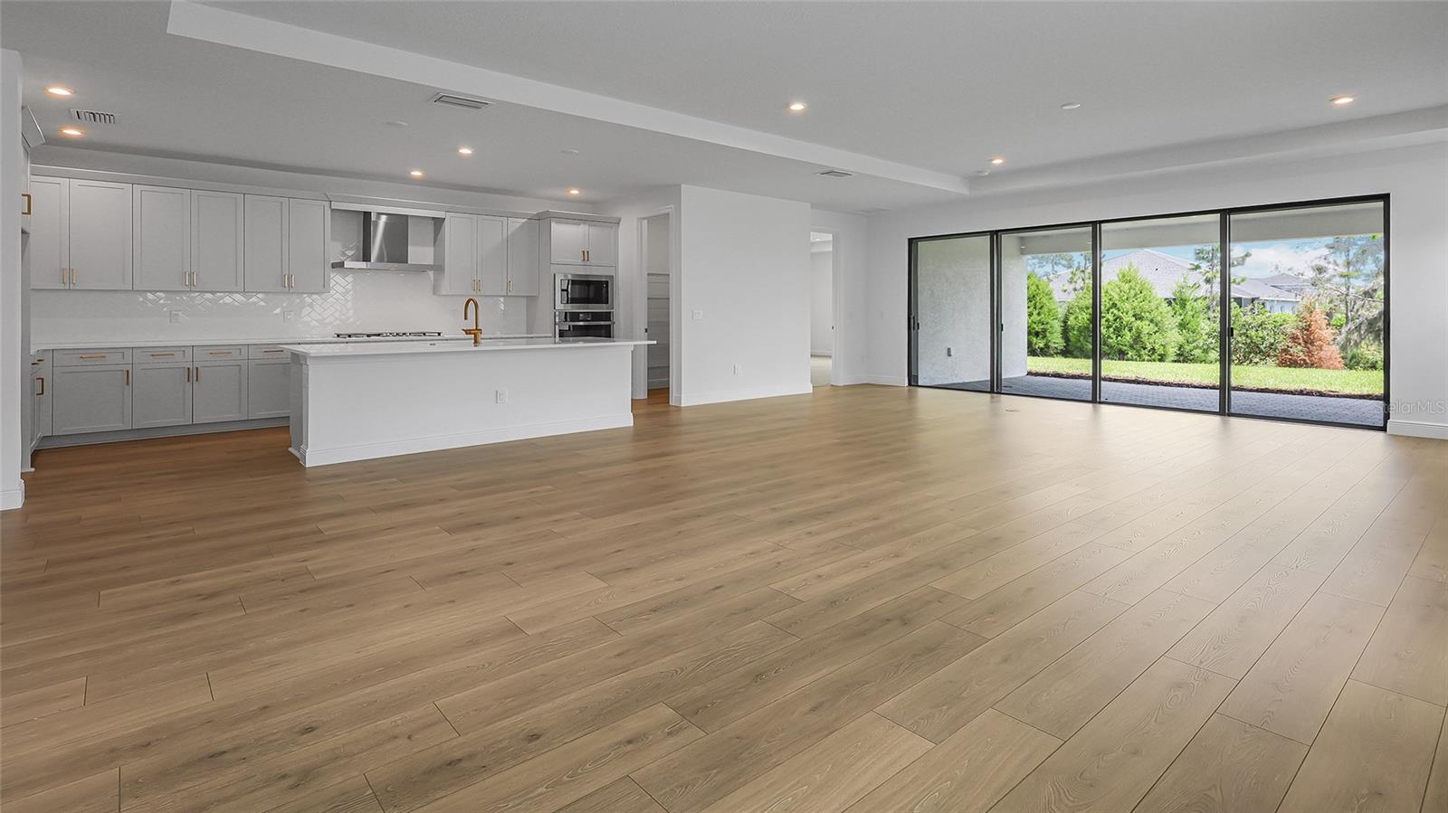 Image 11 of 44 For 14375 Hammock Oak Street