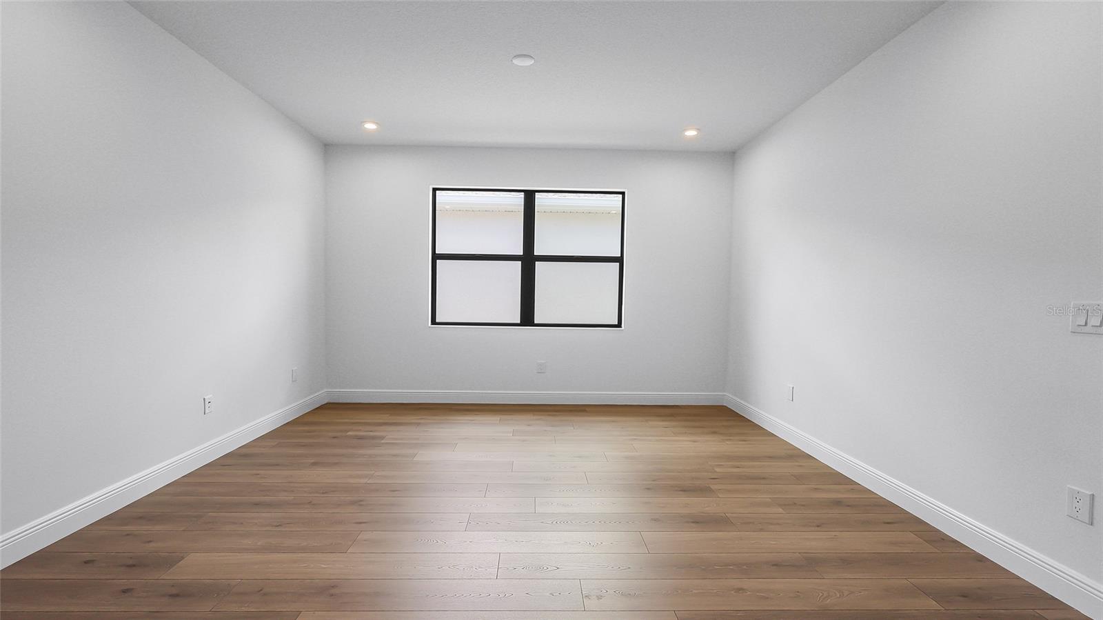 Image 19 of 44 For 14375 Hammock Oak Street